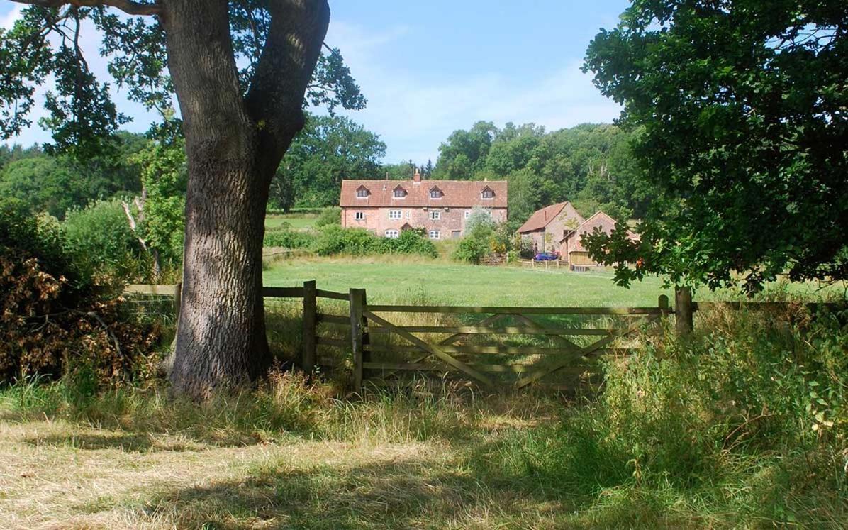 Grove Farm B&B Newnham  Bagian luar foto